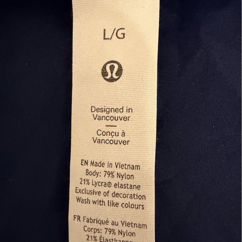 NWOT 💙 lululemon athletica Deep Blue Turtleneck Jersey Long Sleeve Top - Picture 6 of 6
